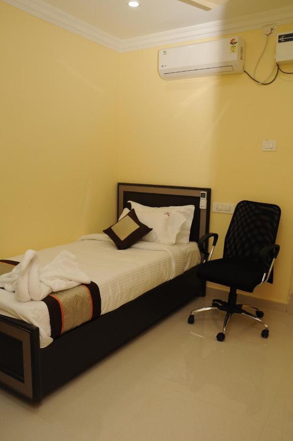 צ'נאי Saibala Transit Hotel מראה חיצוני תמונה