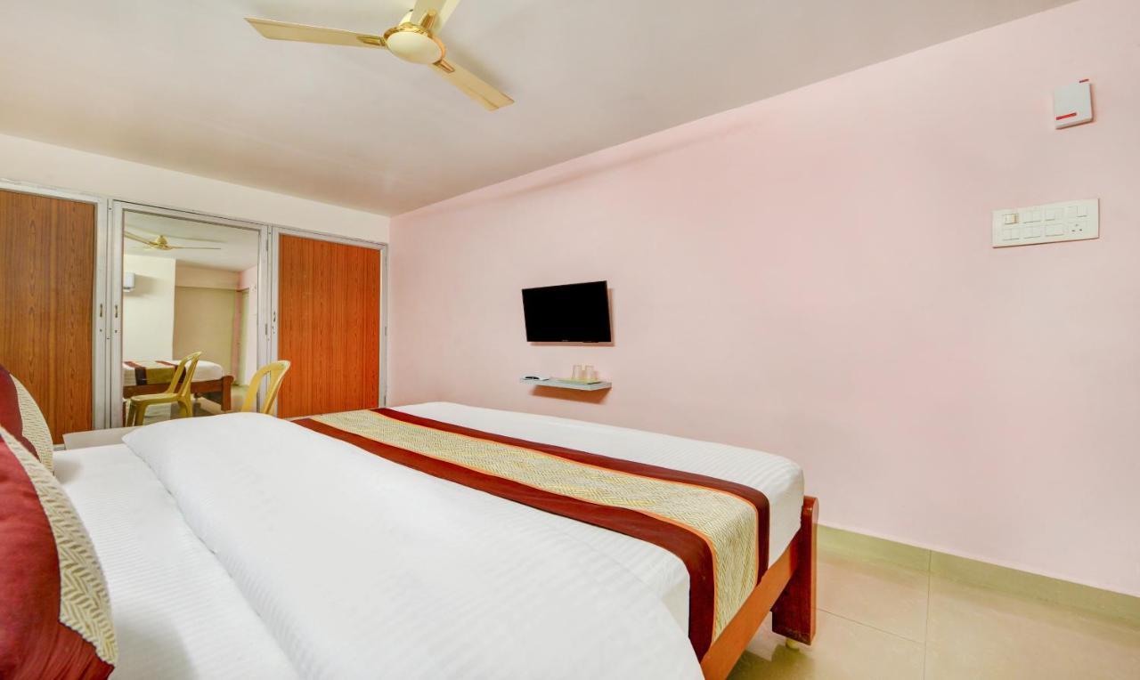 צ'נאי Saibala Transit Hotel מראה חיצוני תמונה
